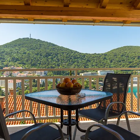 Апартаменты Mandy