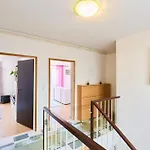 Mandy Apartment *