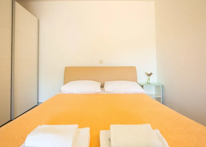 曼迪公寓式酒店 *