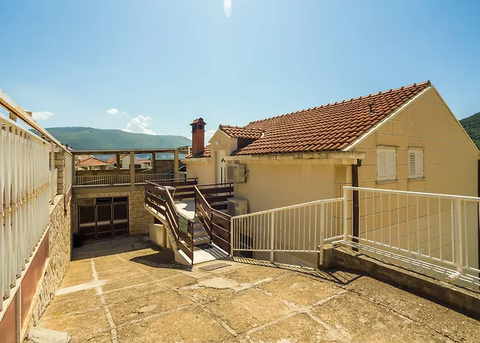 曼迪公寓式酒店