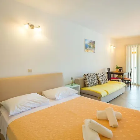 Mandy * דוברובניק